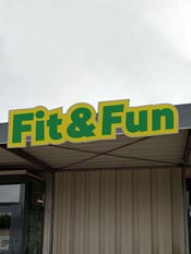 wetterfeste Fassadenschilder kaufen in Garbsen
