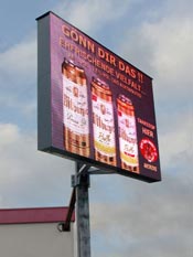 Werbeturm aktuelle Werbung Info-Display Werbetower mit Display Turm mit Werbedisplay Werbetechnik